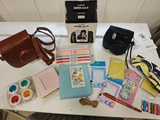 Instax Mini 8 + Accesorios ¡Solo 1 Uso!