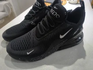 Nike Air Max 270