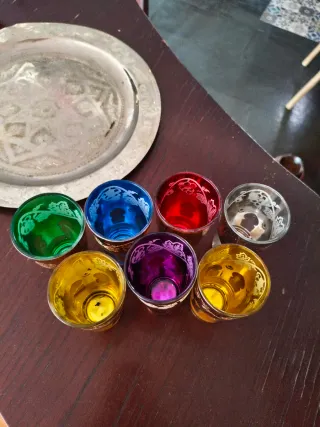 Juego Tetera + Bandeja + 7 Vasos estiló marroquí