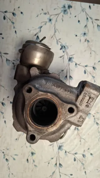 Turbo Hyundai IX35 Tucson 1.7 CRDI