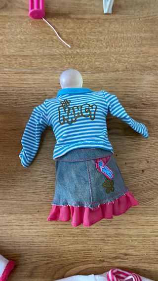 Pack Ropa y Accesorios Muñeca Nancy