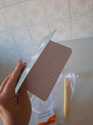 Set regalo cancelleria con penne e notebook