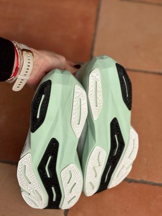 Zapatillas New Balance Rebel v4