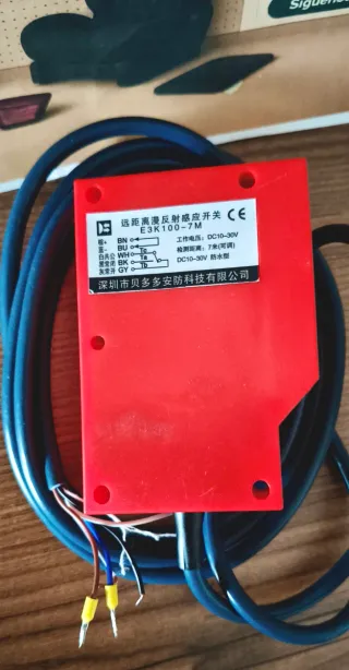 Sensor fotoeléctrico de reflexión difusa