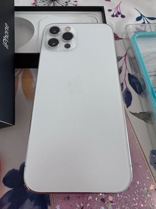 iPhone 12 Pro 256GB Silver+ Accesorios
