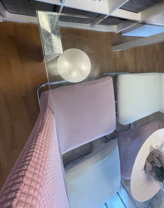 Mesa y 4 Sillas Comedor Cristal. Regalo fundas.