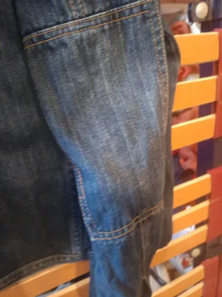 Chaqueta Vaquera Talla L/XL Apenas usada.