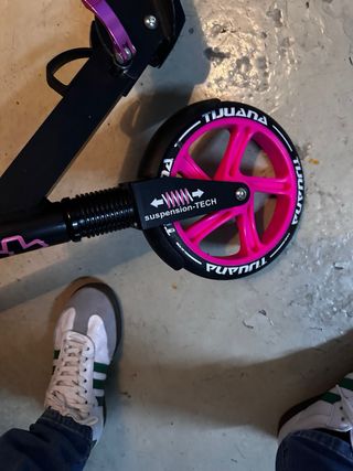 Patinete infantil Tijuana para niñas.