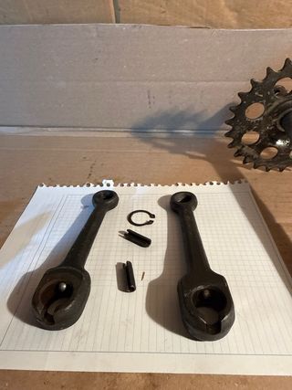 Eje y plato pedales Puch Cóndor