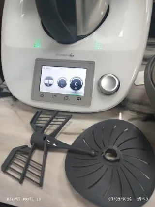 Thermomix TM5 con accesorios