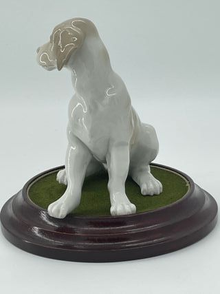 Figura perro Staffordshire Nao Lladro