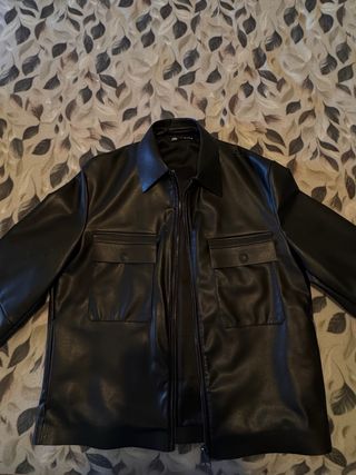Chaqueta de cuero Zara Negra