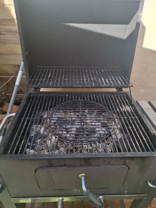 Barbacoa BBQ Grill Negra y Plateada