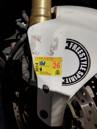 Honda CBR 600RR Blanca