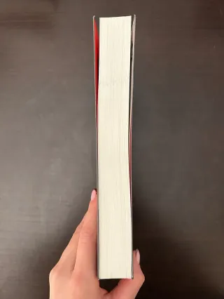 Una corte de rosas y espinas. Nueva presentació...