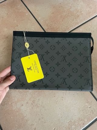 Pochette Louis Vuitton