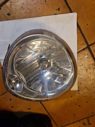 Faro anteriore Piaggio Beverly 500