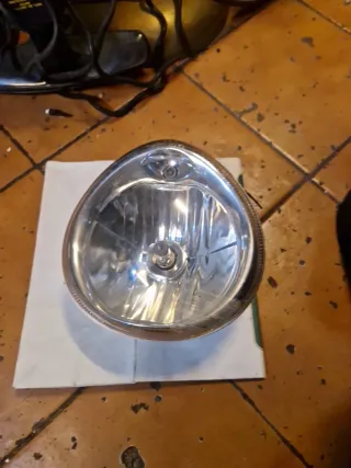 Faro anteriore Piaggio Beverly 500