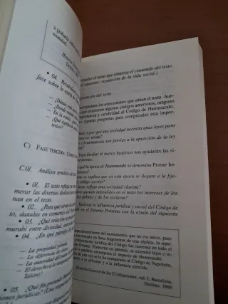 Libro textos históricos para jóvenes