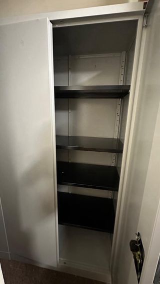 Armario metálico gris