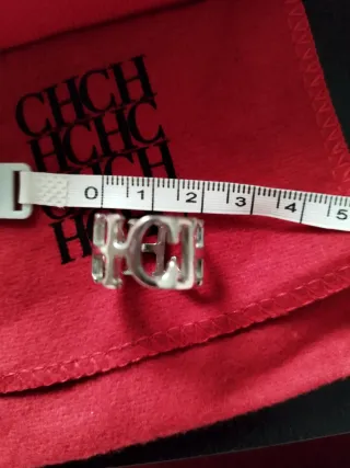 Anillo Carolina Herrera CH Plata