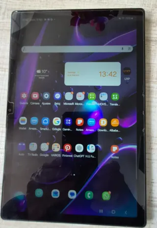 Tablet Samsung Tab A8 de color negro. impecable.