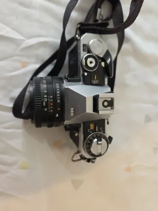 Cámara FUJICA AX-5 con objetivo 50mm