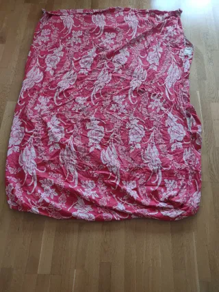 Funda antigua de colchón de lana ,floral .