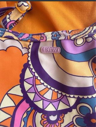 4 bañadores niña 7-9 años por 10€ los 4