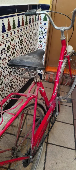 Bicicleta BH Roja