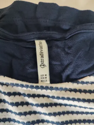 Jersey rayas azul y blanco Talla M.