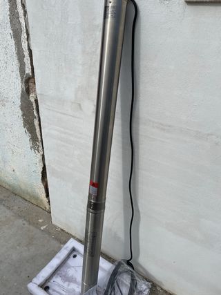 Bomba Pozo Profundo VEVOR 2200W