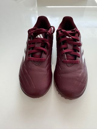Botas Fútbol Adidas Talla 31 un solo uso