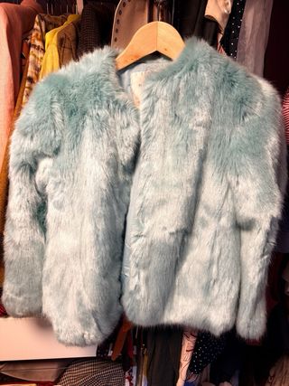 Abrigo de pelo turquesa