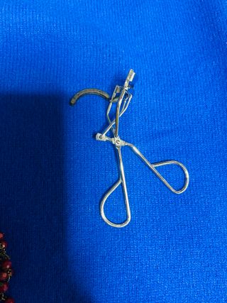 Lote Broches y Pendientes Rojo y Plata