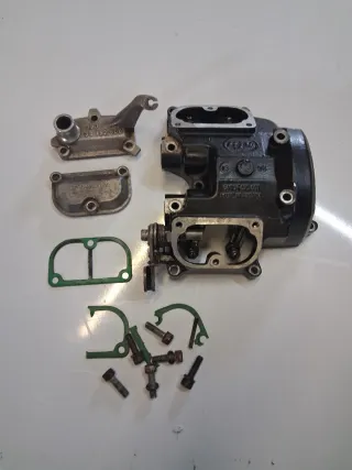 Tapa Balancines completa KTM 600/620 LC4 Años 90