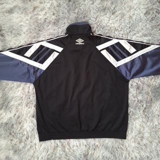 Giubbotto sportivo Umbro vintage anni '90 con maniche con nastro nero