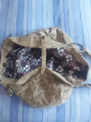 Bolso pana Stradivarius estampado