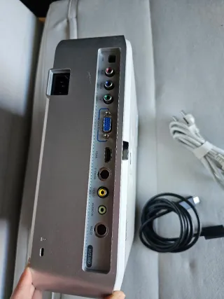 Proyector Acer Plata y Blanco