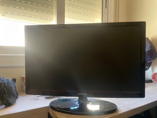 Televisor Samsung UE22ES5000W Negro