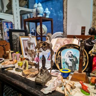 Escultura Aparição de Lourdes Metal