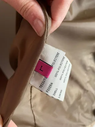 Giacca donna beige scuro.