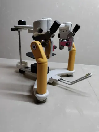 Articulador Ivoclar Stratos 200 dental