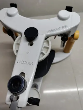 Articulador Ivoclar Stratos 200 dental