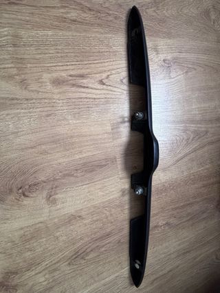 Moldura Portón Peugeot 206