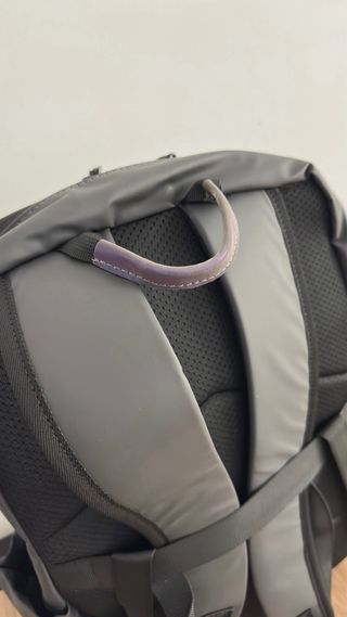 Mochila urbana antirrobo impermeable