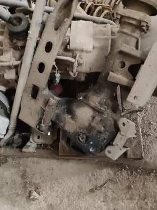 Repuesto Nissan terrano 2