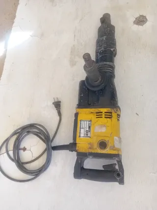 Martillo demoledor eléctrico 1050w