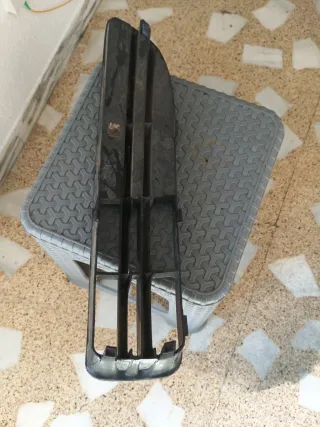 Rejilla frontal Skoda Superb