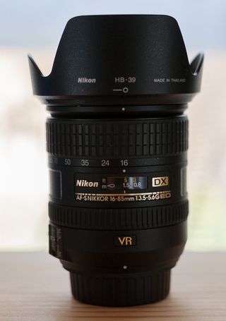 Objetivo Nikon DX NIKKOR 16-85mm f/3.5-5.6G ED VR